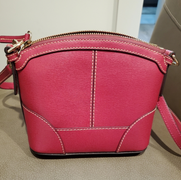 Dooney & Bourke Raspberry Bag - Picture 2 of 6